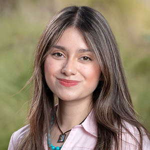 Ari Rosas Garcia headshot