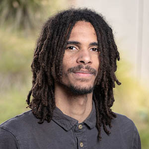 Kyle Eric Smith headshot