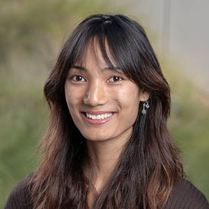 Qingxi Yang headshot