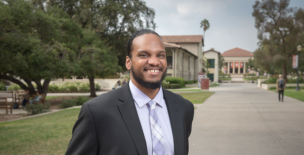 Army veteran and community college transfer Cameron Peters ’18, an urban and environmental policy major from San Diego, was named the first Obama Scholars Fellow. 